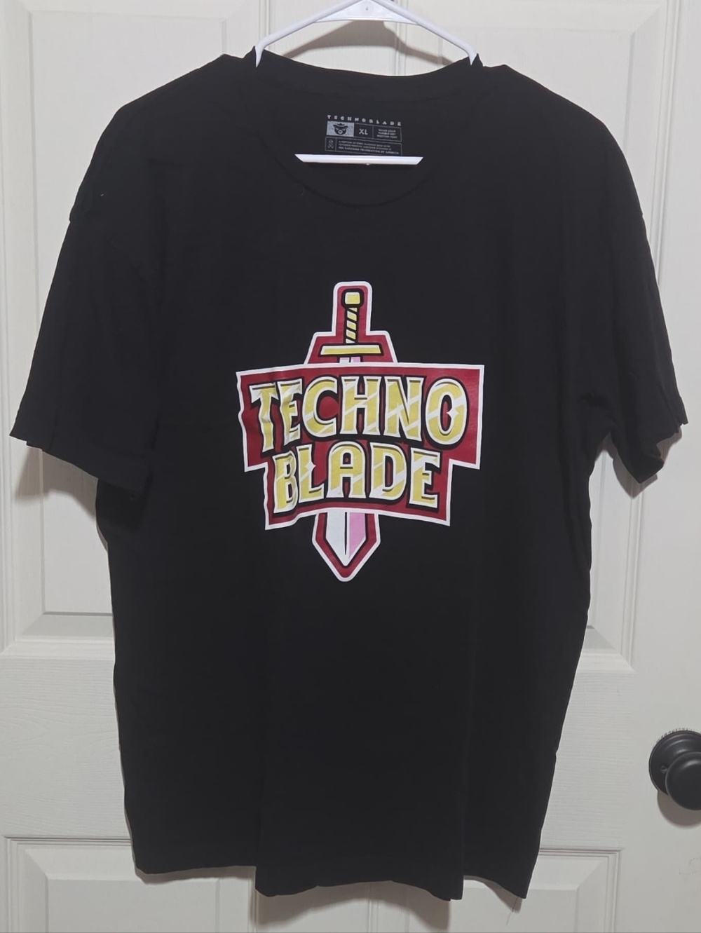Technoblade sword tee, unisex XL